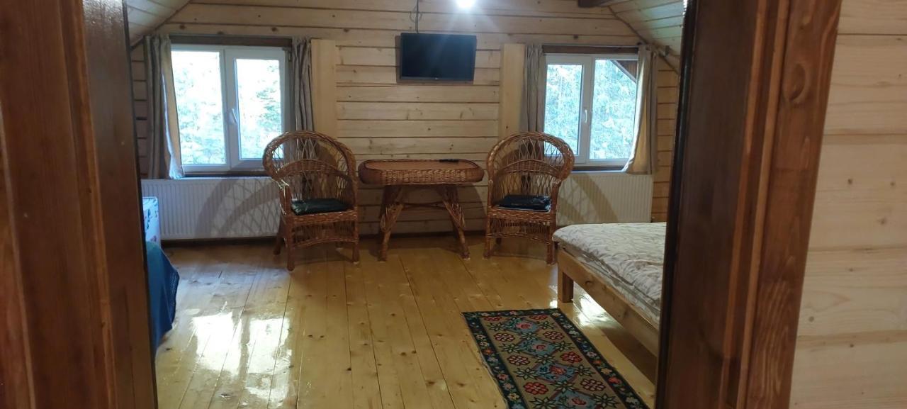 فندق Крайня Хата Synevyrsʼka Polyana المظهر الخارجي الصورة